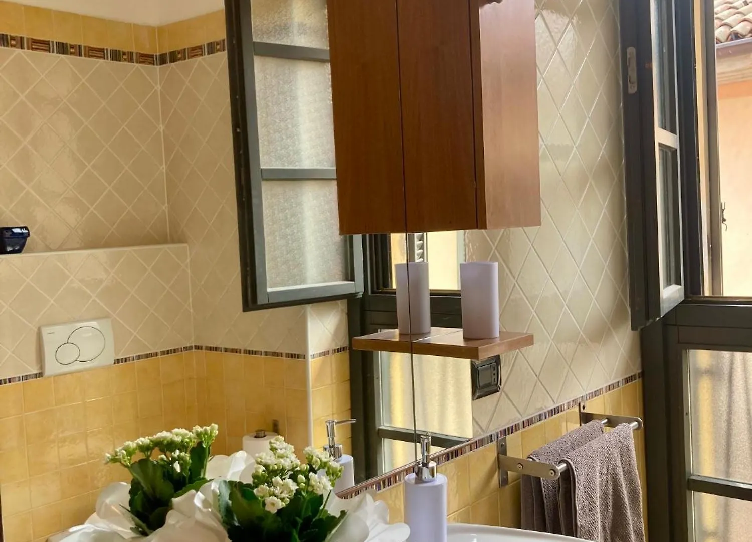 Porta 1 Apartment Luino Italy